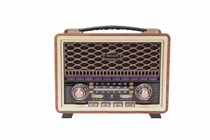 [Hot Item] Portable Au Portable 3-Band Am FM Sw Radio, TF Card and MP3 Player, Rechargeable Speaker, Bluetooth Retro Design Bluetooth, Consumer Electronics Meier M-2015bt