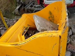 WHITES EXCAVATOR CRUSHER BUCKET