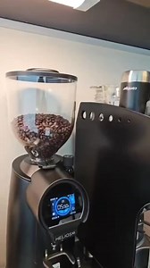 Molino de Café Eureka Helios 65 #alvarolamas #barista #espresso #coffeetime | Simple Coffee