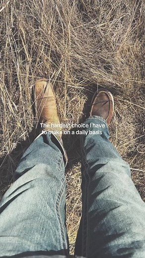 #cowboyboots #ariats #ariat #farmlife #countryboys @Chlo🎀 @Chloe🤍 @Dirtydeaks @🃏♠️ H A Y D E N ♠️🃏