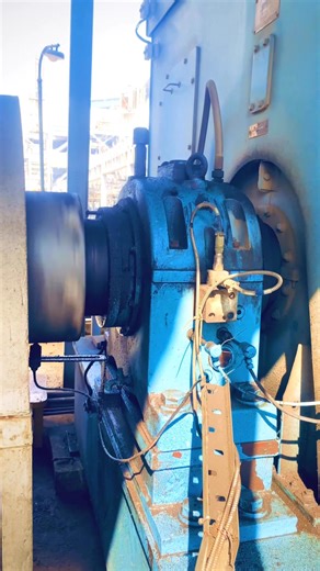 “Power Behind the Draft! 💨⚙️ Watch the ID Fan Motor Bearing in Action!” “Where heavy engineering meets perfection — smooth operation starts from a single bearing! 🔩🔥” #PowerPlant #EngineeringVibes #MechanicalWork #MadeInUSA | Power Plant Team