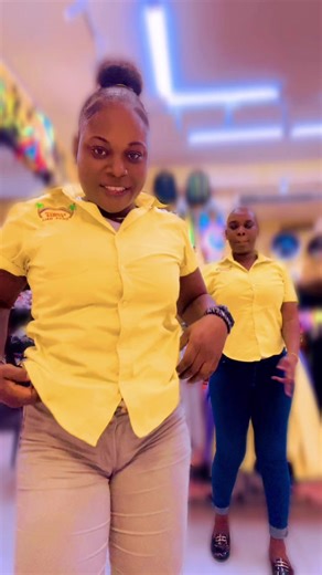 1leeG😈🤞🏾 (@leeannerr_)’s videos with son original - 👯.