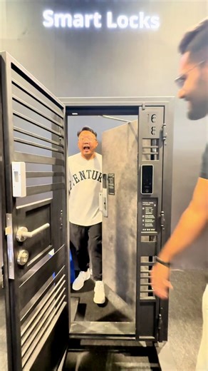 3D Face Recognition 🤩🔓 smart locks for homes. It also comes with DuoSync between the gate and door locks for one scan to open for both locks. It’s also military grade tested for durability. This is new PRISM Sentinel Pro and Sentey Pro. #home #tech #techtok #technology #interiordesign #homerenovation #door #homesecurity #smartlock #prismplus #singapore #lock #security #shotoniphone #tiktoksg #sgtiktok