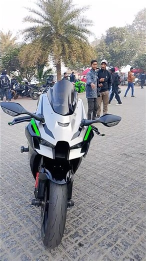 #music #phonkmusic #edm #song #audio #automobile #kawasaki10r #funk #zx10r #publicreactin