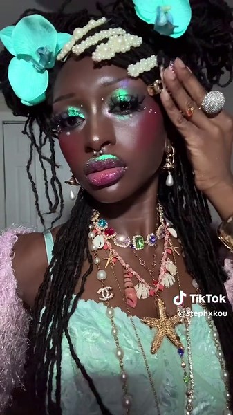 Stunning Mermaid Makeup Tutorial for Ethereal Looks