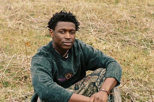 Mon Rovîa Finds His Voice, His Power, & His Bloodline on “Heavy Foot,” a Protest Anthem for a Fractured, Waking World: “No, They’re Never Gonna Keep Us All Down” - Atwood Magazine