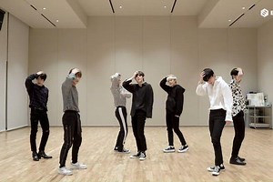 Watch: ENHYPEN Drops Dynamic Dance Practice Video For "FEVER" | Soompi