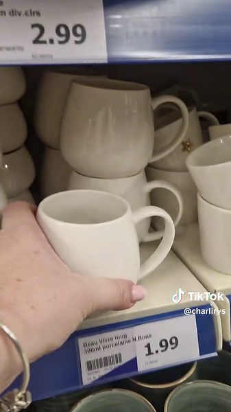 Machine à gâteaux Action 16€95 🎂🍰🥮🥧