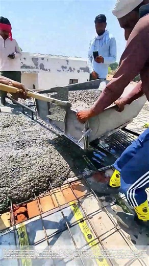 Concrete On Rails: How Workers Pour Slabs With A Rooftop Cart System