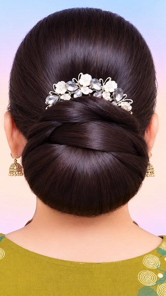 very easy simple low bun hairstyle with donuts #hairstyle #hair #beautful #trendingshorts