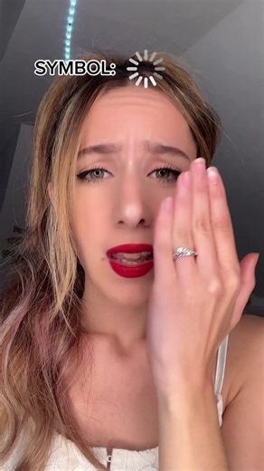 #POV: Everyone gets a symbol, usually it’s between a crown and a leaf.. you get an upside down crown (ib: @kentangidaman)