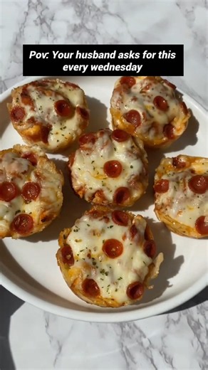 Mini Pizza in 10 Minutes 🍕 | Easy Evening Snack | No Oven Pizza Recipe | Quick & Cheesy