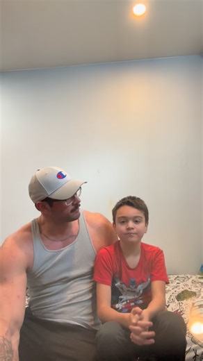 Stringer Bell on Instagram: "A little Q&A with a diabetic warrior that I’m proud to call my son. There are a lot of misconceptions about this disease and we want to share the facts with everyone. #t1diabetes #t1dlife #t1diabetic #t1d #t1dlookslikeme #t1dawareness #t1dwarrior #t1dstrong #t1dlookslikethis #t1ddad #t1d💉 #t1dchampion #t1dparents #t1dfamily #dadbod #bodybuilding #fitness #healthybody #singledadlife #mensphysique #dayinthelife #middleagedmen"