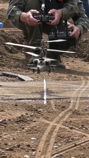 That Tiny Flag Got Flattened 🚁💨🤯🐦 #rchobby #scalemodel #engineering #satisfying #fyp