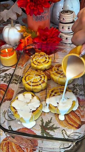 Pumpkin Cinnamon Rolls🎃🍂🍁