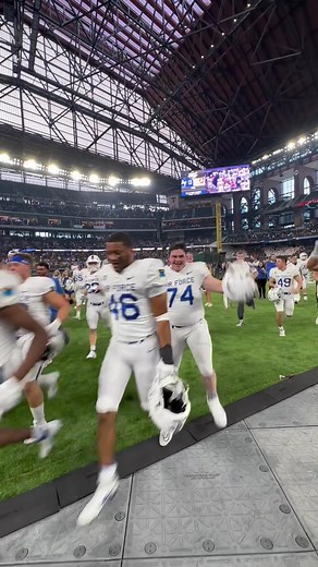 Air Force Football “Sings Second” after their win over Army in the Lockheed Martin #CommandersClassic presented by USAA. #GoArmy #FlyFightWin #MilTok