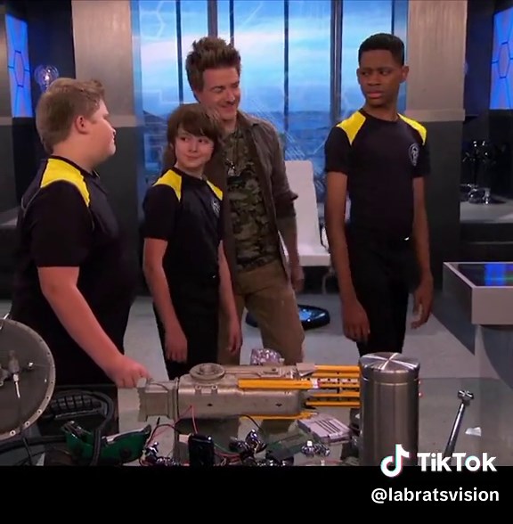 Part 6 Mission mania #labrats #labratsbionicisland #adambreeandchase #leodooley #chasedavenport #bionicpowers #telekinisis #fyp #helicopter #childhood #douglasdavenport