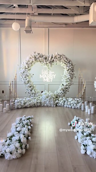 DFW’S Next big thing 🤍✨ My Weekend Rentals for luxury proposals! 💍 Servicing Dallas and beyond. Message today and let’s get your dream proposal booked ✨ #dfw #luxury #proposal #marryme #heart