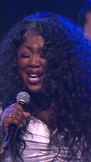 Berget Lewis during the song “Silver and Gold” | Live at North Sea Jazz 2025