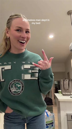 ZOE TOAST (@zoertoast)’s video of homeless man