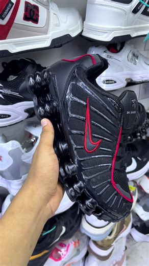 Compra de Calzado en Valencia: Tallas 40-45 Disponibles