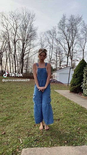 princessbluee29 (@princessbluee29)’s videos with rude boy - 𝖈𝖗𝖎𝖘