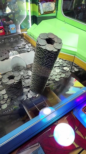 Satisfying Coin Pusher Gameplay Highlights