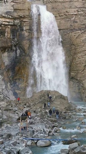 visita cascada de Sorrosal