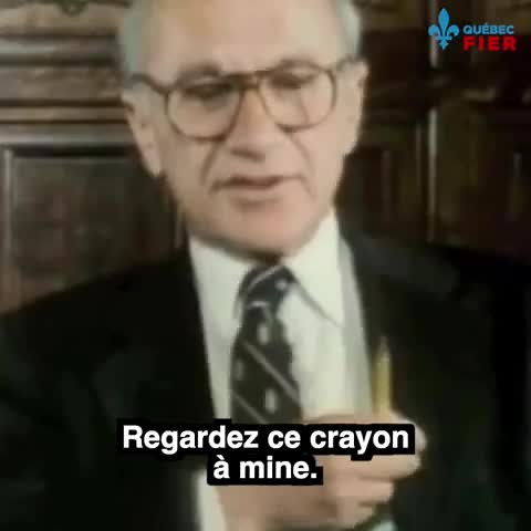 La fable du #crayon, de #MiltonFriedman ✏️ Dans cette vidéo #mythique que nous avons sous-titrée pour vous, le #prixNobel d'#économie Milton #Friedman explique pourquoi le crayon est un petit miracle de la modernité. Cet objet en apparence simple dépend en fait du travail coordonné de milliers de personnes à travers le monde. Aucun #bureaucrate ne pourrait planifier et gérer toute cette complexité. Si l’#État tente de tout centraliser, cela crée inefficacité, #pénuries et délais, comme à #Cuba o