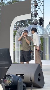 1K views · 3.8K reactions | Rehearsal màn song ca ‘Chạm Khẽ’ gây xao xuyến khán giả hôm ấy đâyyy #MONO #NooPhuocThinh #ChamKheTimAnhMotChutThoi #NooChillNight | Unofficial MONO | Facebook