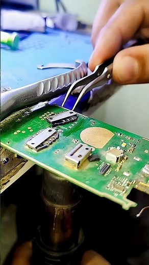 Nokia SIM Jacket Removal: Locked SIM Tray kholne ka naya tarika 🔥#mobilerepairing #repair #viral