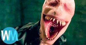 TOP 10 des scènes les plus EFFRAYANTES des films de SUPER-HÉROS ! | Articles on WatchMojo.com