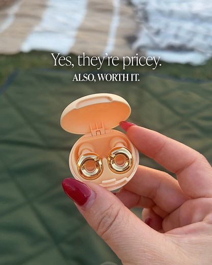 1.5K views | Noise pollution got you down?  Loop Switch earplugs makes moving through the world easier thanks to:  3-in-1 functionality 狼 Quiet mode for focus  Experience mode for live music  Engage mode for deeper connection Make your ears happy today  | Loop | Facebook