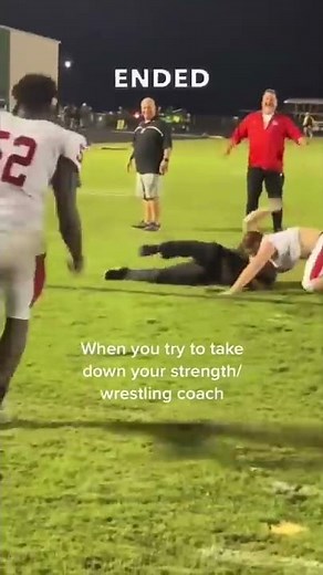 This football player tried to wrestle his coach and it backfired 😂