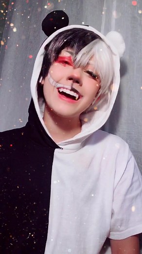 Monokuma Cosplay Fail Video
