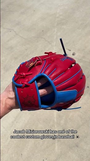 Jacob Misiorowski has one of the best custom gloves in baseball.