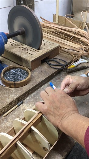 🎨 Hand, brush, and heart — our artisans bring life to every model ship, one detail at a time. | Viet Nam Ship Models