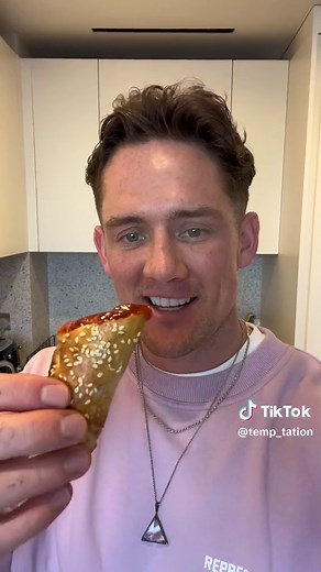 Air Fryer Sausage Roll Recipe: Low Calorie, High Protein Delight