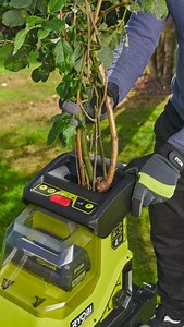 Keep your garden tidy with the Ryobi 36V MAX POWER brushless shredder. Designed with a gear-drum mechanism it’s quiet, precise and shreds right where branches fall-up to 40mm thick. With a 55L container and over 60 minutes of runtime with a 36V 5.0Ah battery. 🔋 #DIY #Ryobi #HomeRenovation #HomeImprovement #Gardening #GardenTools | Ryobi Tools UK