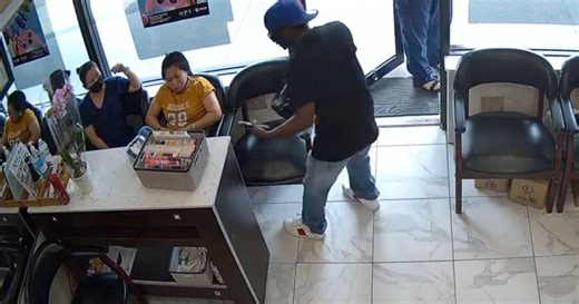 Attempted robbery of a nail saloon is foiled as staff ignore thief