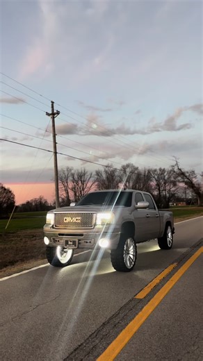 Talk you out of it#laidback #viral #fyp #gmc #foryoupage | GMC Cars