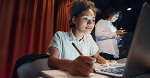 10 Best AI Writing Tools and SEO Content Writing AI for Businesses