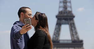 Look Ma, No Hands: Swedish Start-Up Launches Touchless Selfie App