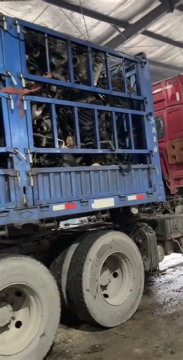 Heavy waste engine loading in truck