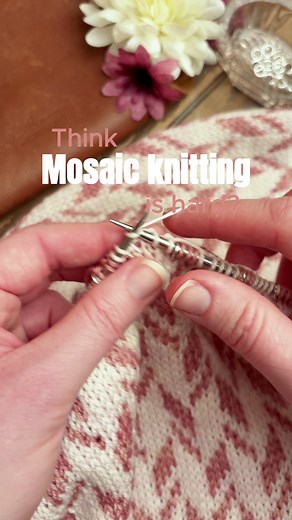 Have you ever tried mosaic knitting? Mosaic knitting is a fascinating technique that allows you to create complex geometric patterns using a single colour per row. The Andraos Shawl will be officially available this Friday, February 13th. #knitting #handknit #strikk #knittedshawl #knittingpattern