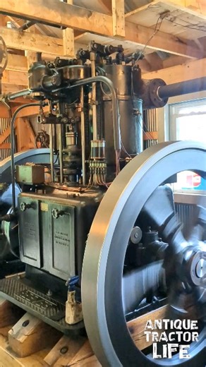 Sound on! The sights and sounds at the Coolspring Power Museum...Part 2. Antique Tractor Life, it's not just a hobby, it's a lifestyle. #tractor #tractors #antiquetractorlife #diesel #dieselpower farming farmer engine | Antique Tractor Life