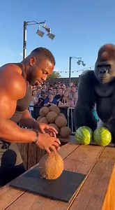 Bodybuilder vs Gorilla — Hard Fruit Breaking Challenge 💪🦍🍉 🔥 STRENGTH CHECK 🔥 BODYBUILDER vs GORILLA Muscles tightened. Grip locked. The fruit finally cracked — effort on full display. Then the gorilla took a turn… one calm squeeze — instant break. 😳 💥 No strain. No show. Just a reminder that raw strength plays by different rules. ⚠️ Disclaimer: This video is created using AI. We do not give life — only Allah is the Creator. | Kuchkar