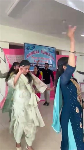 #sadi rail gaddi ayi😂