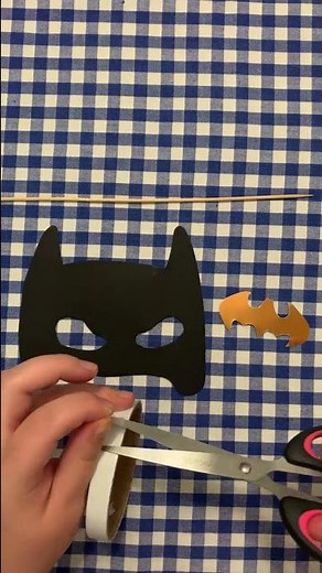 Easy Paper Batman Mask DIY - Kids Craft Ideas