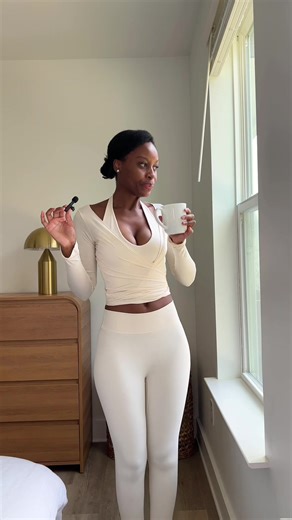 Try-on Haul @437 Set 1 : the halter bra, the leisure pants Set 2 : the halter tank, the essentials legging , the ballet wrap Everything is linked on my shop my if you interested. #tryonhaul #437activewear